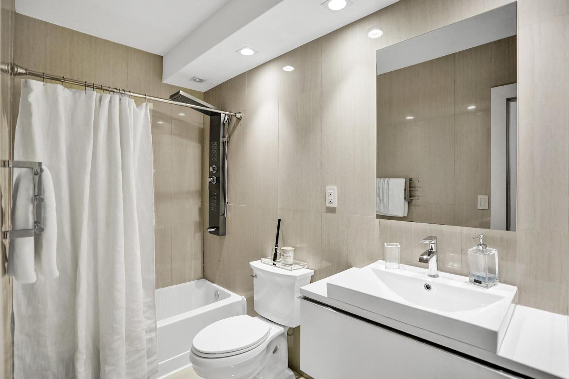 Ocean Reserve Condominium Miami Beach Room photo