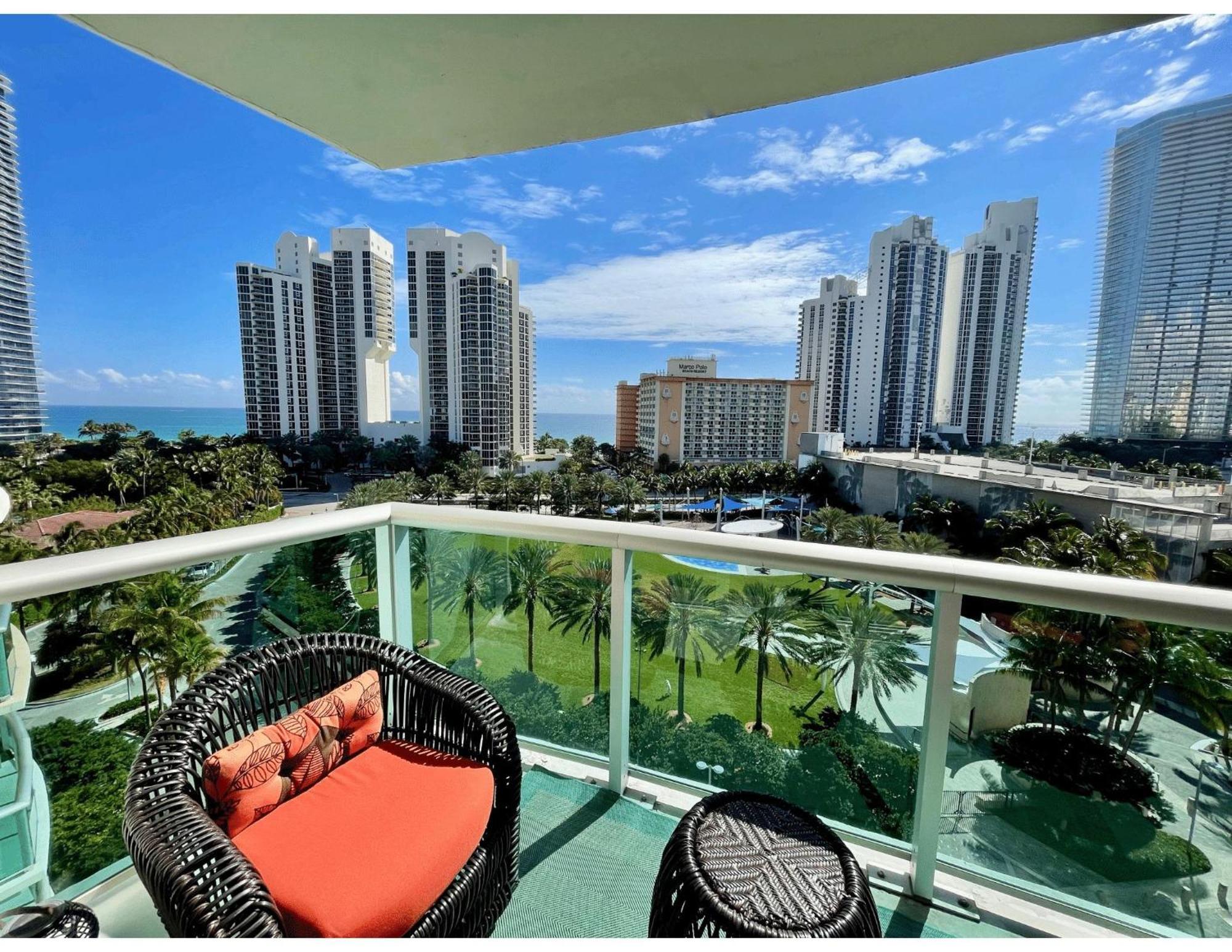 Ocean Reserve Condominium Miami Beach Room photo